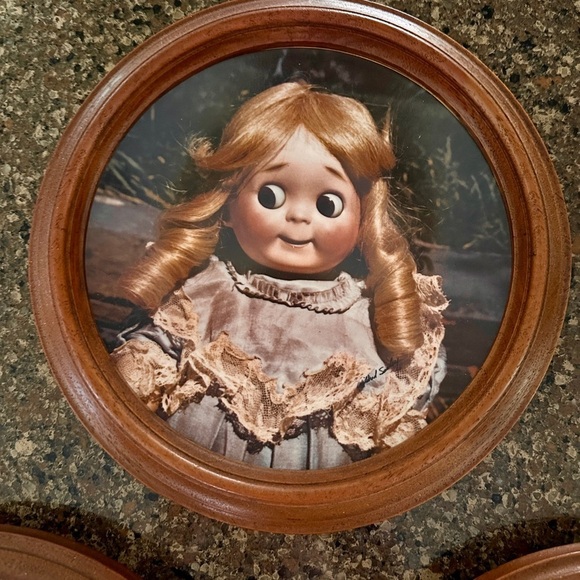 SET/3, VINTAGE, LIMITED EDITION, OLD GERMAN DOLL PLATES BY MILDRED SEELEY - Picture 4 of 8